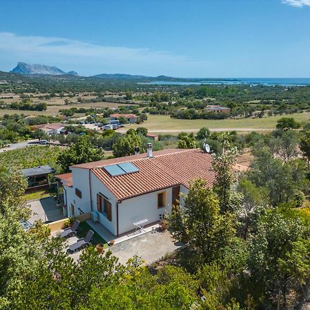La Casa In Collina - Affittacamere Con Vista Mare Lu Lioni Buitenkant foto
